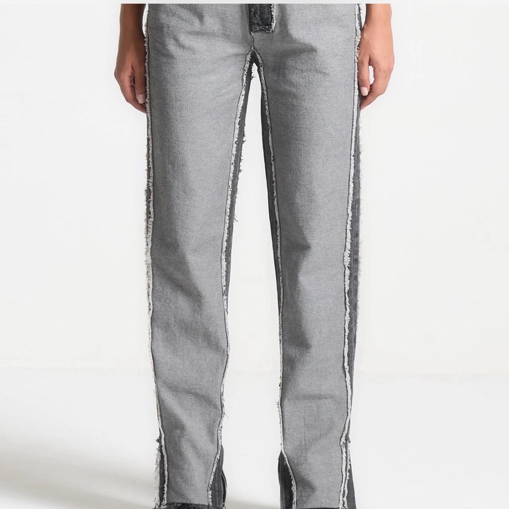 Manière De Voir Grey Straight-Leg Jeans with Frayed Contrast Seams